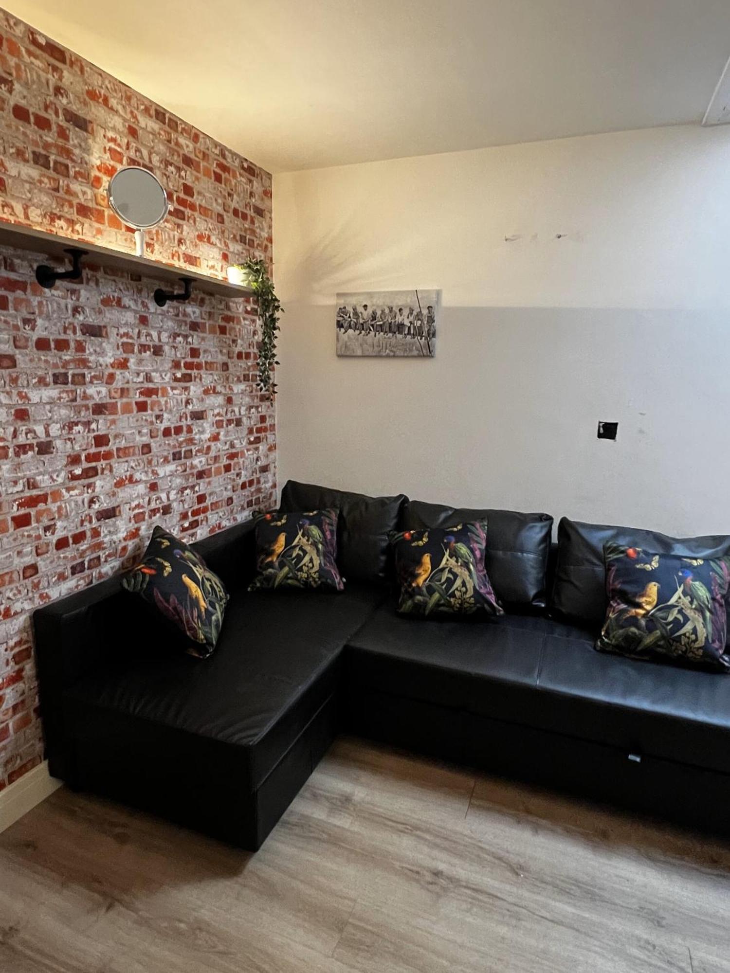 Beaverhall Apartments EDI Room photo